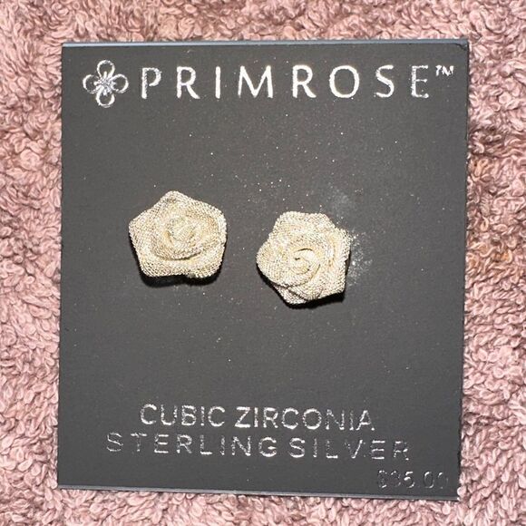 NWTs Sterling Silver Rose Studs - Picture 1 of 3